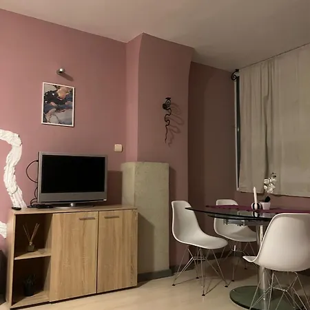 Cozy With Balcony And Panoramic View Szófia