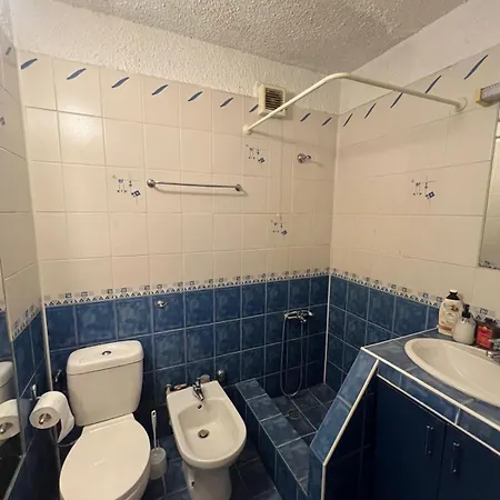 Cozy With Balcony And Panoramic View Διαμέρισμα *